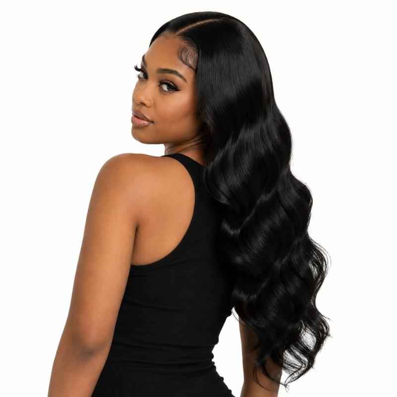 Transform Your Look with Jet Black Body Wave Hair Bundles